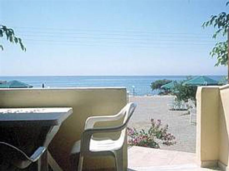 Mary Beach Apartments Frangokásztelo Kültér fotó